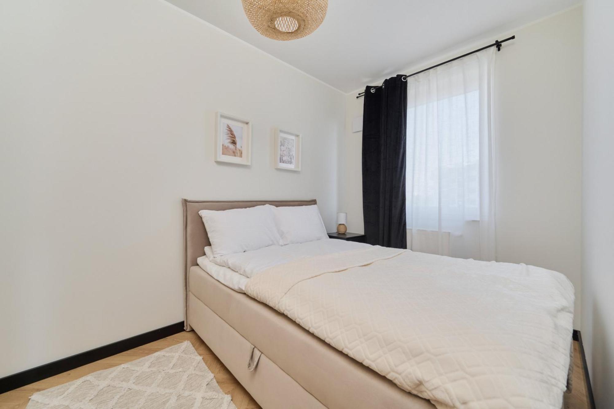 Fresh & Stylish Apartments In Poznan With Parking & Balcony By Noclegi Renters Exterior foto